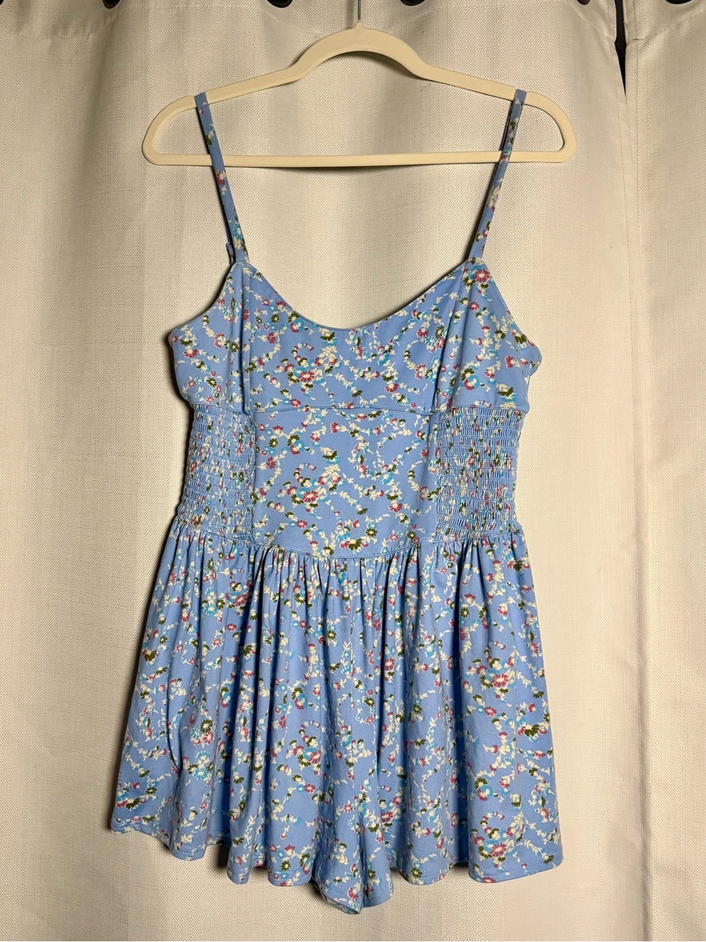 Urban Outfitters Raleigh Blue Floral Romper Size Medium - Picture 4 of 10